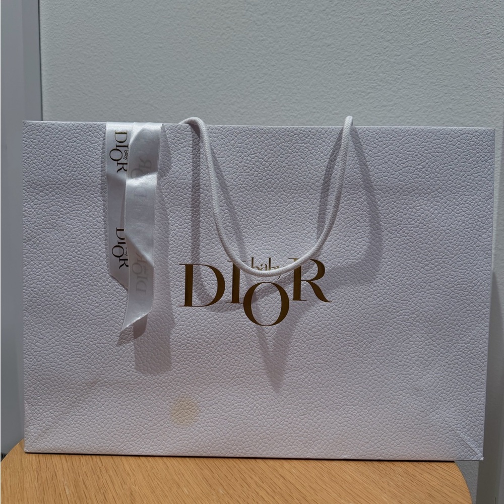 Christian Dior White and Gold Shopping Paper Bag